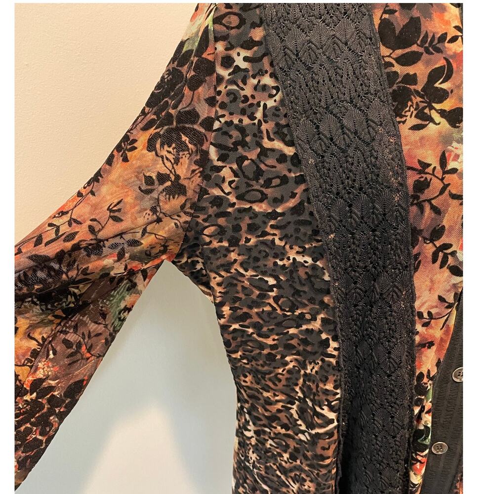 Calessa Tunic Top Sz XL Velvet Burnout Lace Floral Animal Prints Artsy Lagenlook - Picture 7 of 12